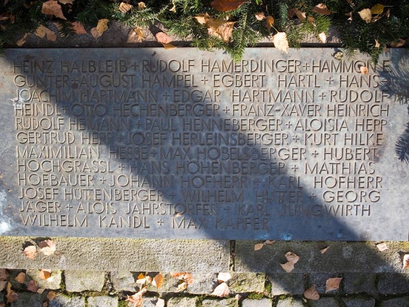 Passau Innstadt Heldenfriedhof