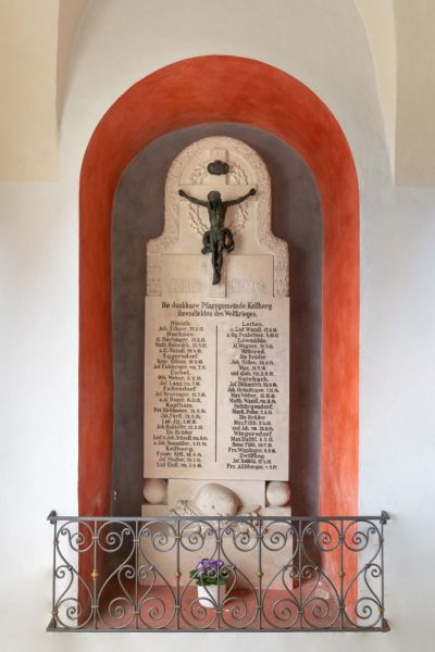 Kriegerdenkmal in Thyrnau Kellberg bei der Kirche